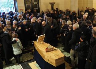 Último adiós a Toni Negri, en el cementerio de Père Lachaise